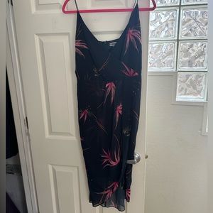 Navy and hot pink floral dress perfect for wedding guests in great condition